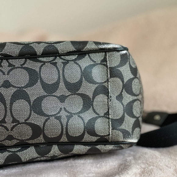 Coach Signature Messenger Diaper Laptop Tote Bag - Picture 8 of 9